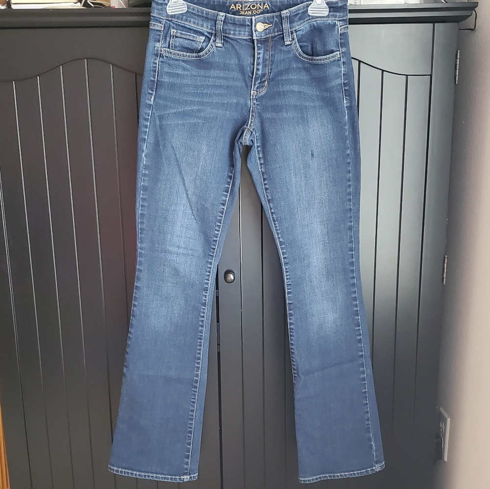 Low Rise Jeans